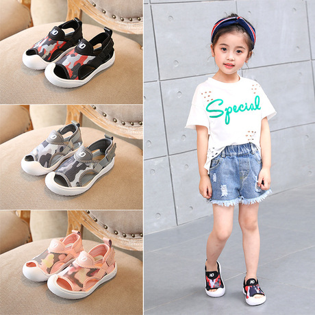 Giày dép trẻ em mùa hè 2019 bán buôn Giày dép trẻ em ngụy trang của Hàn Quốc Dép nam Baotou Dép trẻ em