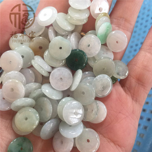 Four Seasons City Natural Jadeite 10MM Peace Pendant Necklace Jade Jadeite Craftsmanship Factory Wholesale Jade Accessories