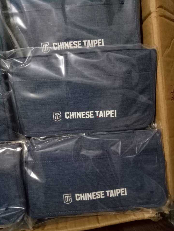 142g Weight 100pcs Quantity Nylon Material Solid Color Pattern Casual Style Simple Certificates Mobile Phone Change Storage Bag Wholesale Nihaojewelry 21