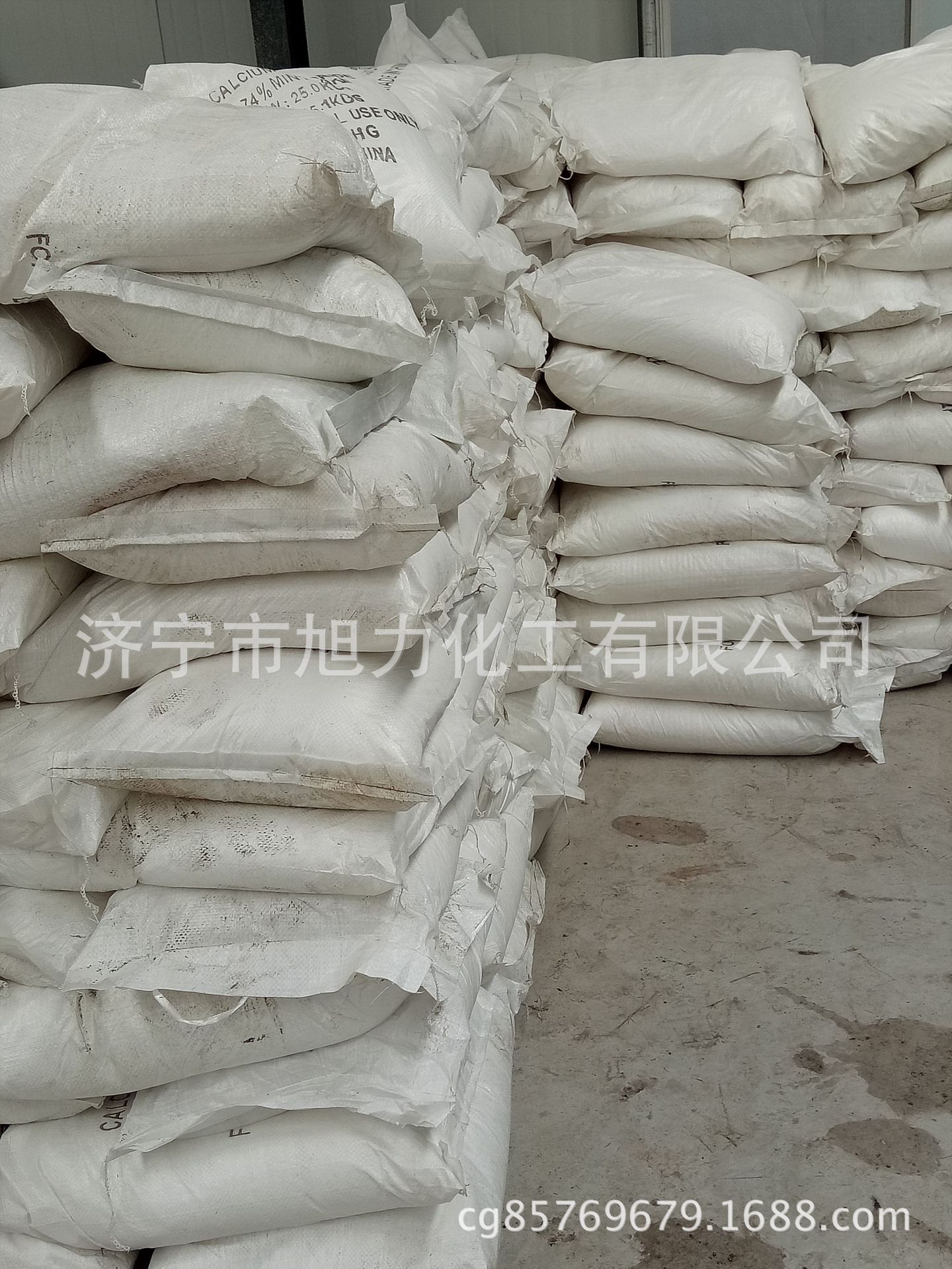 现货供应国标氯化钙 二水片状74%含量库存大量 量大从优