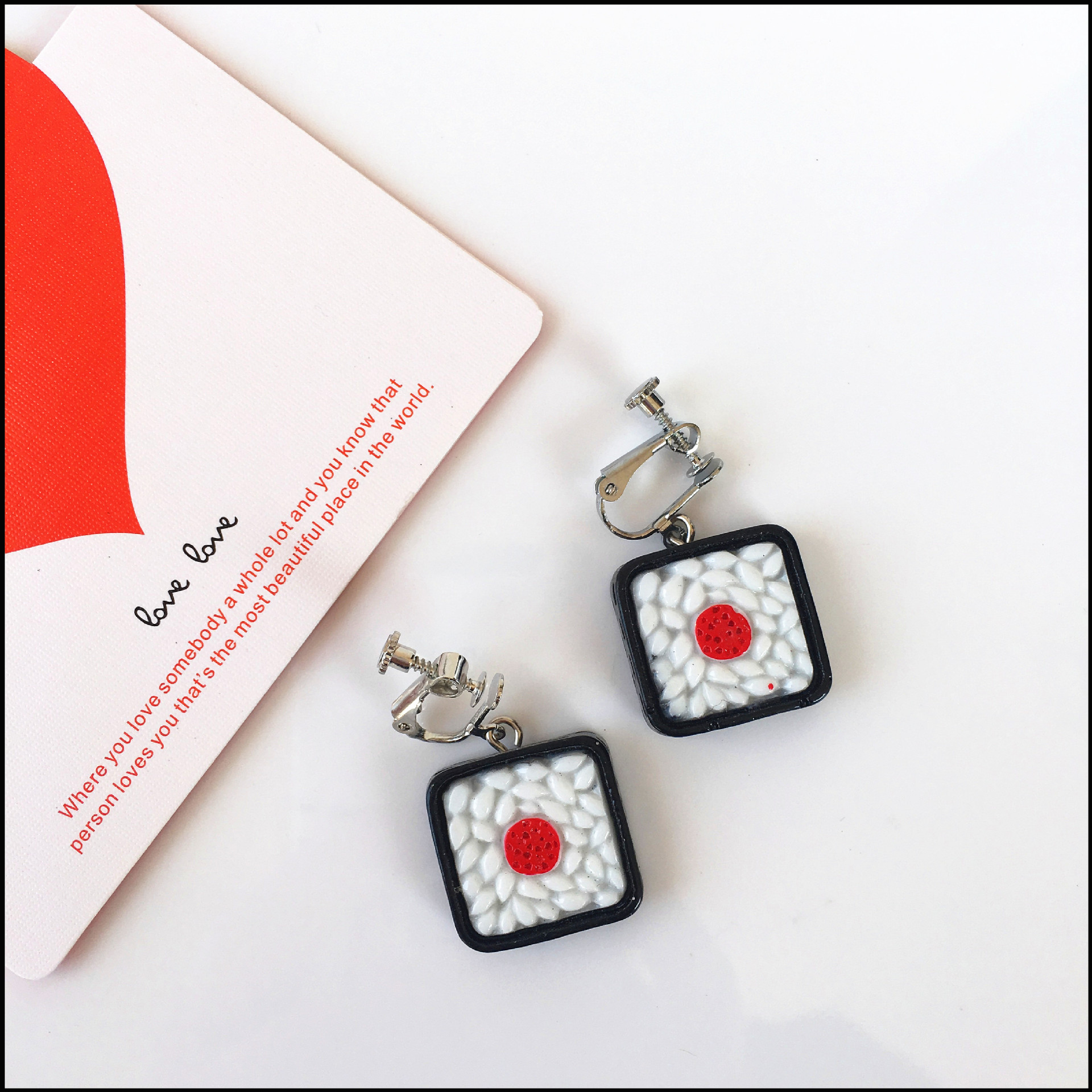 Adorables Boucles D&#39;oreilles Pendantes Boule De Riz Japonaises Rigolotes Clip D&#39;oreille display picture 5