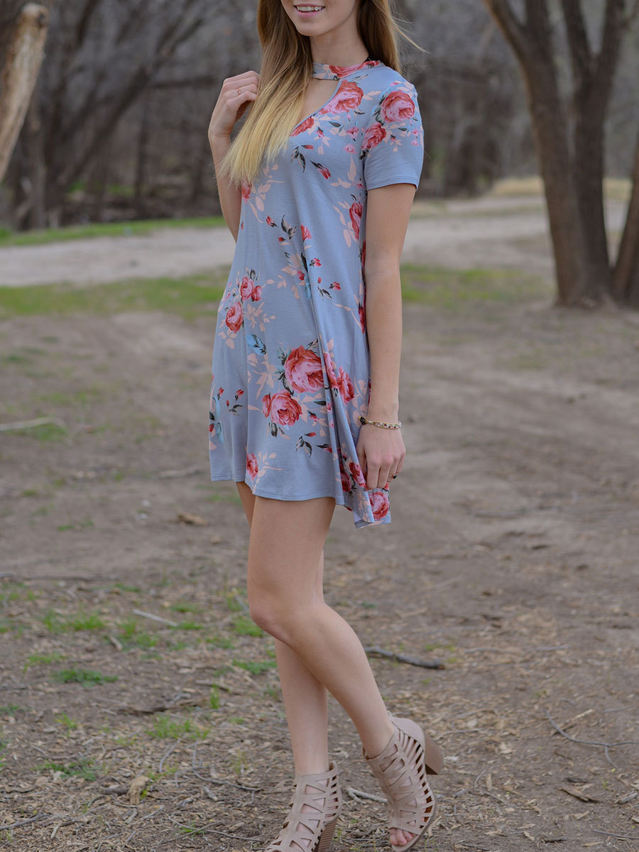 Summer Floral Print Short Skirt Fresh Design Lightweight Fabric Perfect for Casual Outings Wholesale Available