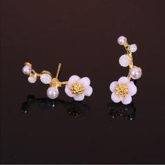 B249 Korean New Shell Flower Pearl Earrings, Simple Branch Earrings, Stylish and Elegant Office Earrings for Women