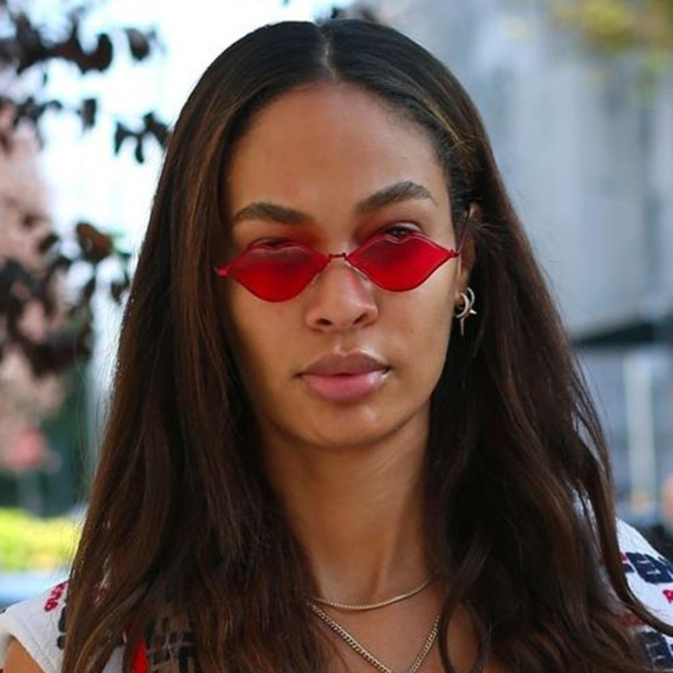 Internet Celebrity Street Photographic Sunglasses Women's 2018 New Korean Style Trendy Retro Harajuku Style Sunglasses Lips Seaside Concave Shape Internet Celebrity Street Photographic Sunglasses Women's 2018 New Korean Style Trendy Retro Harajuku Style Sunglasses Lips Seaside Concave Shape