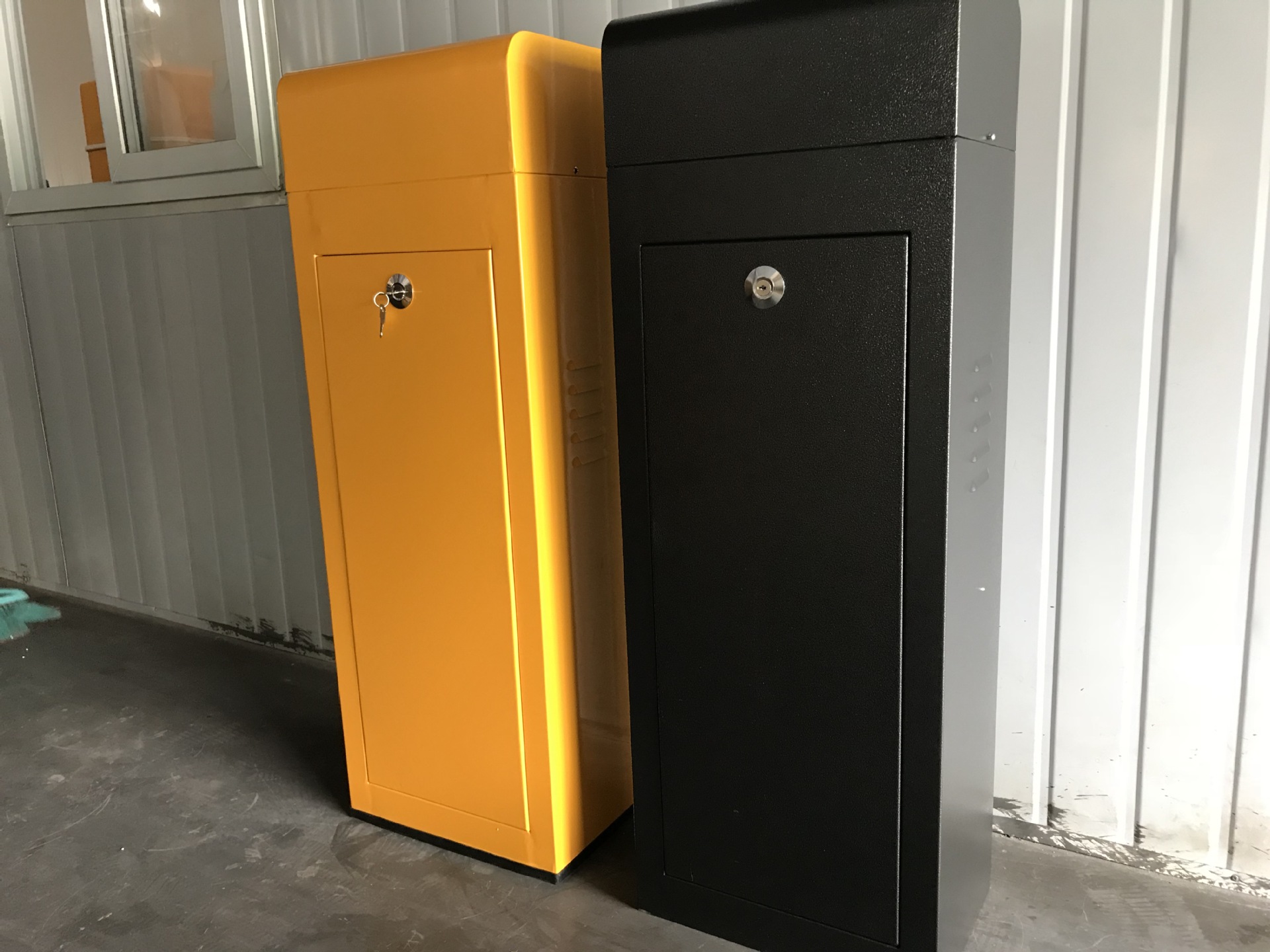 出入口直杆道闸 百胜停车场车牌识别道闸 自动感应拦车收费系统