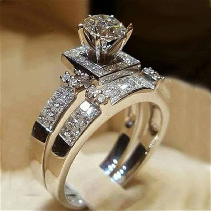 Fashion Three-dimensional Simulation Diamond Hearts And Arrows Alloy Engagement Ring display picture 2