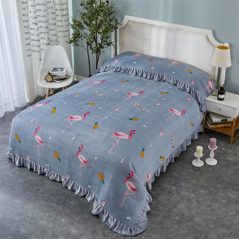 多功能四季毯子韩式花边水晶绒床盖加厚卡通绗缝夹棉盖毯厂家批发|ms