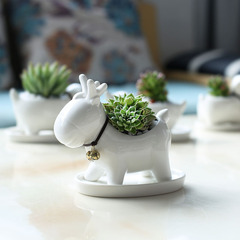 Manufacturer wholesale European ceramic succulent flower pots creative office desk Christmas elk green plants animal potted plants