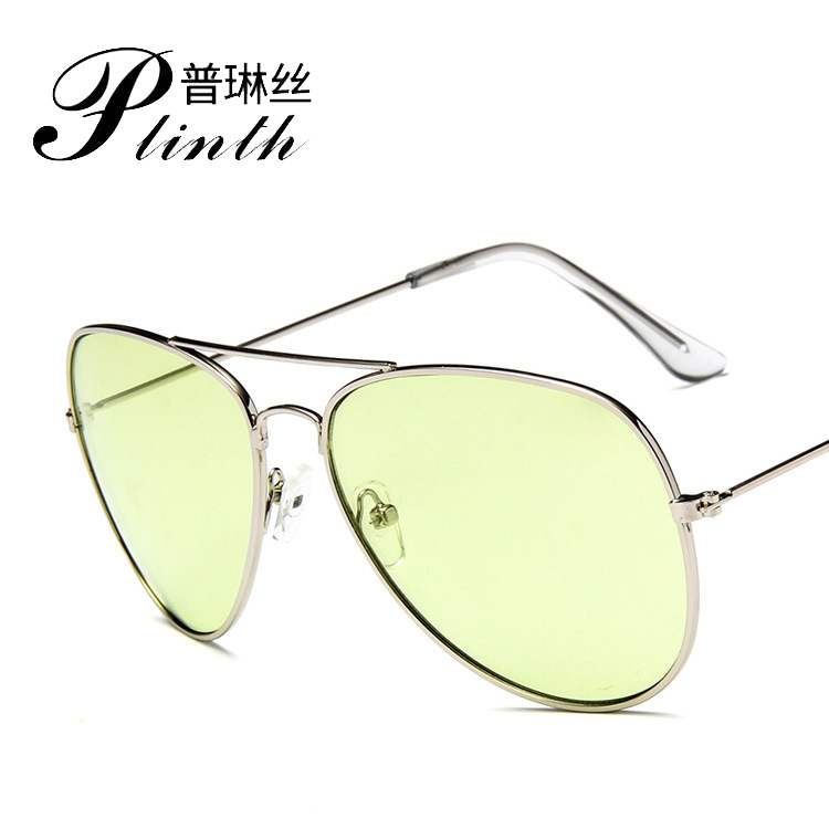 Cross-border supply 2018 fashion transparent marine sunglasses retro sunglasses jelly sunglasses 3026