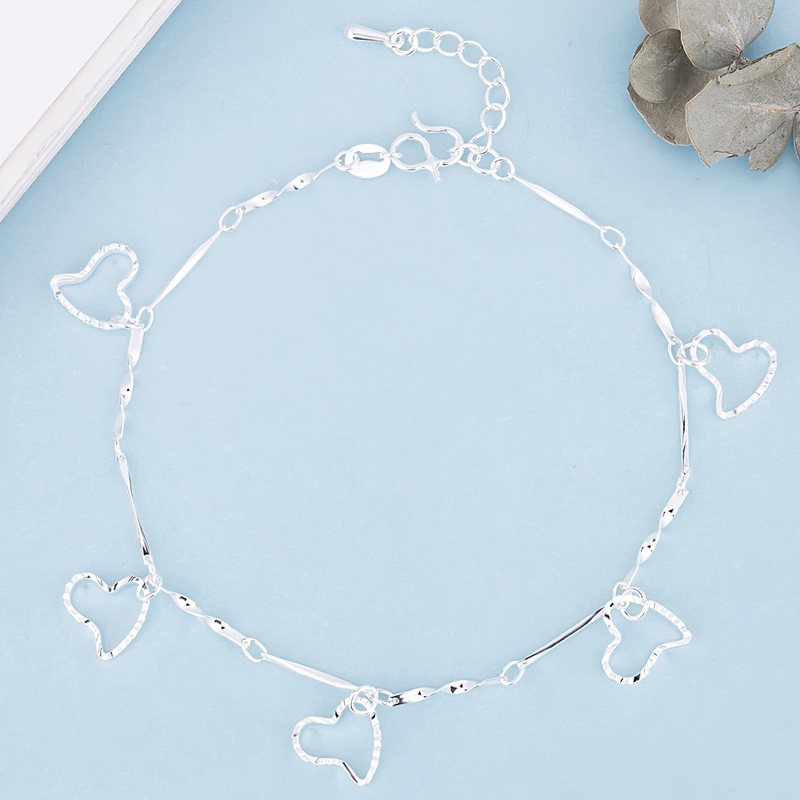 Полое любовное сердце и браслет