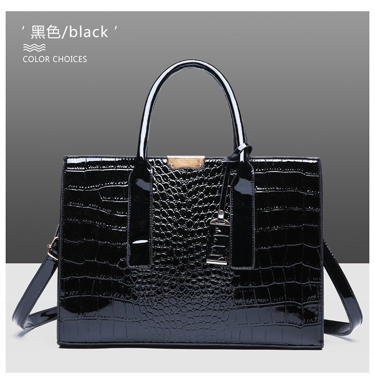 Fashion Crocodile Pattern Shoulder Messenger Bag Wholesale Nihaojewelry display picture 5