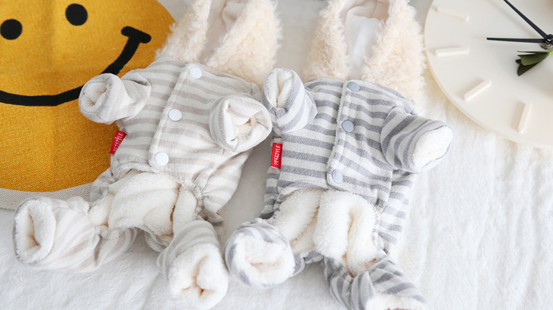 全条纹印花带帽四脚衣