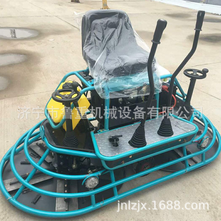 座驾式抹光机01