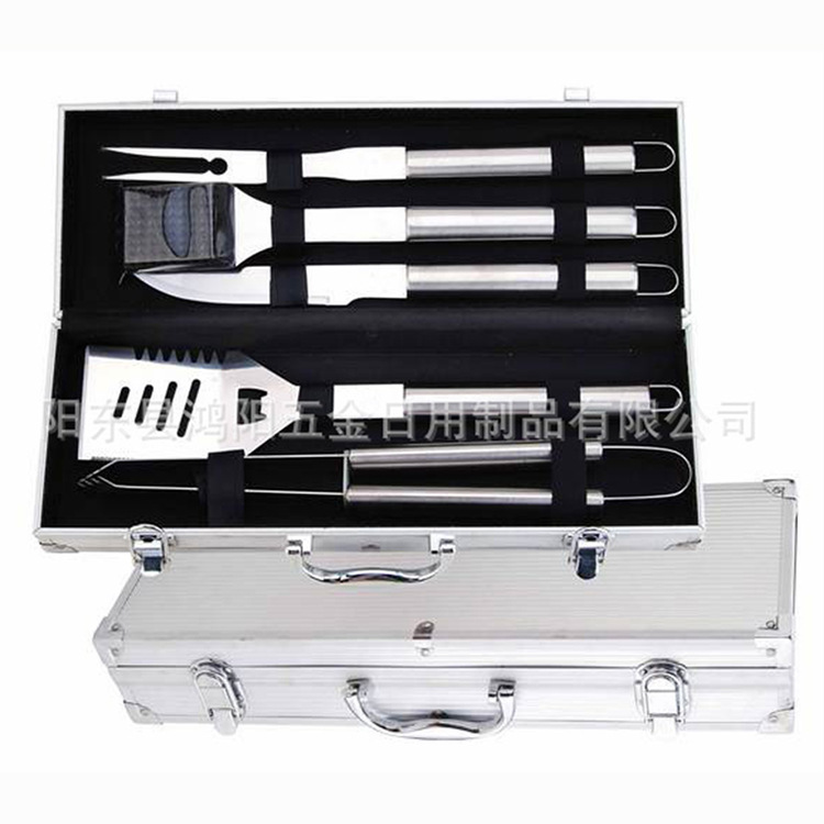 Directo de fábrica de acero inoxidable barbacoa parrilla traje de 5 piezas de aluminio caja de barbacoa herramientas al aire libre Parrilla portátil Accesorios