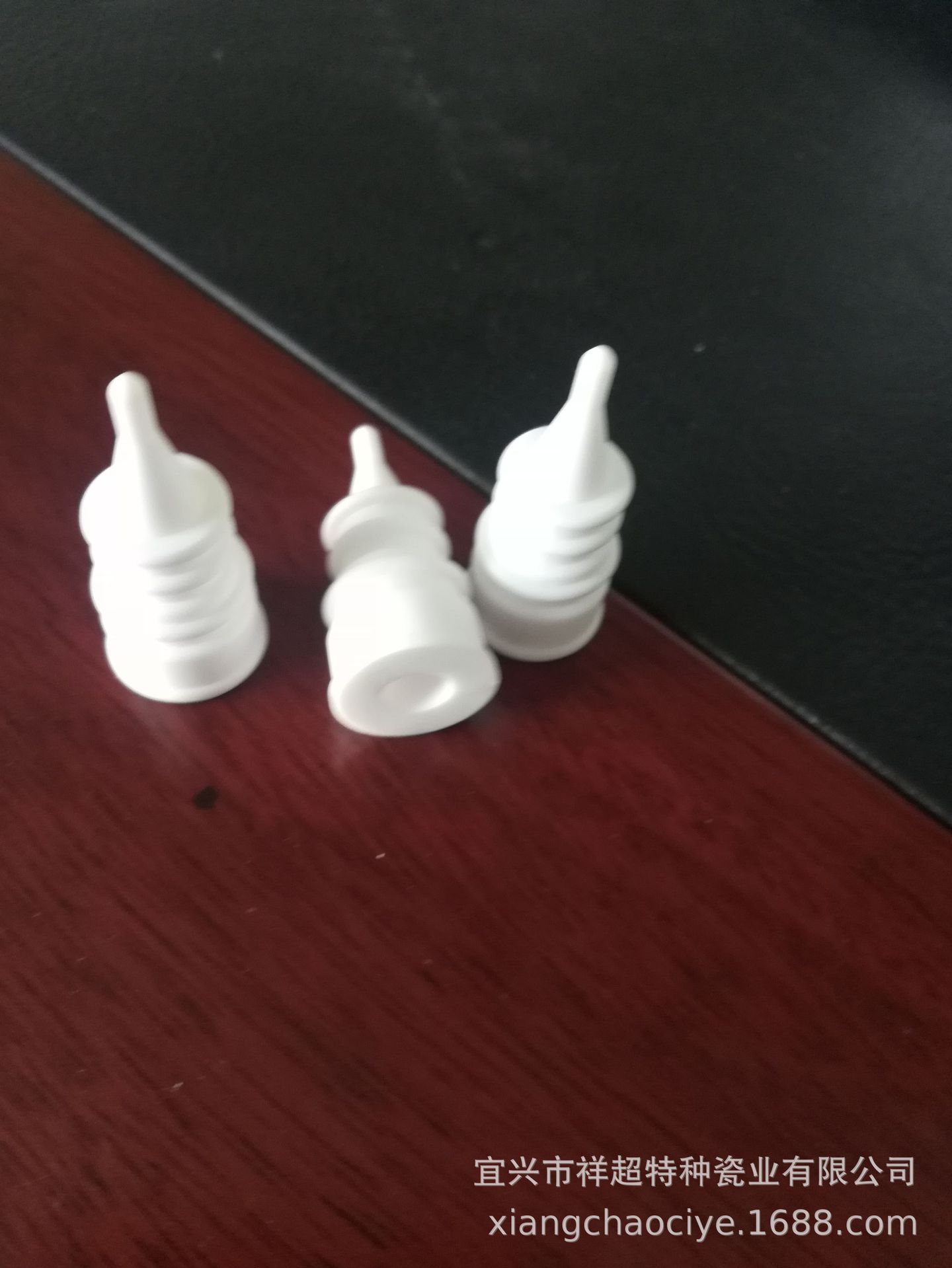 厂家现货供应氧化铝陶瓷结构件 工业绝缘陶瓷配件定制加工