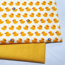 全棉纯棉斜纹印花幼儿园卡通布料床品宝宝面料批发1.6米宽小鸭