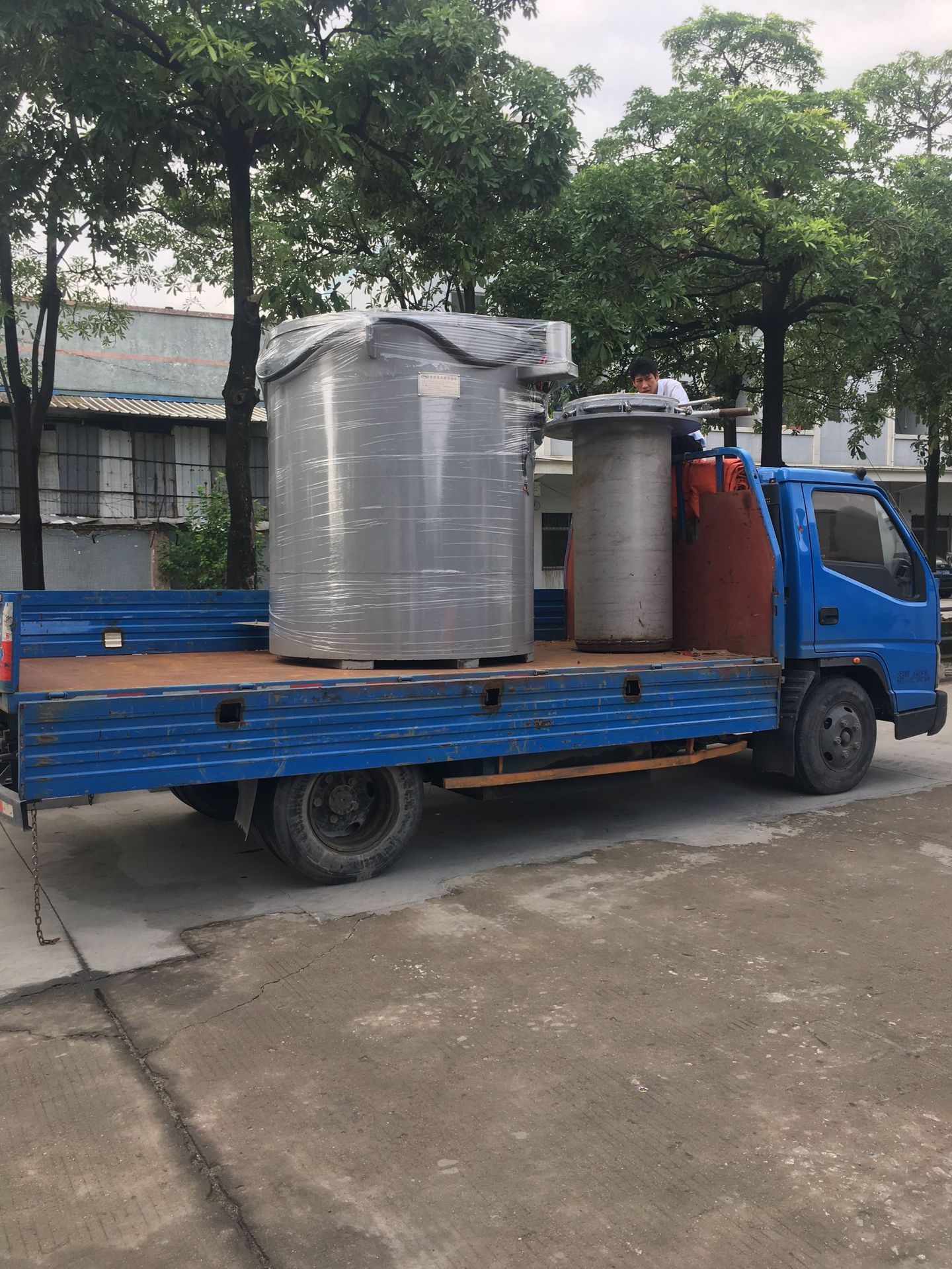 950℃气体渗碳炉 钢制零件气体渗碳炉 炉温均匀 升温快 渗层均匀