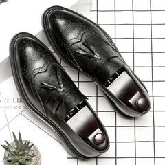 Xinyida English-style slip-on men's shoes, one-piece lazy shoes, fashionable tassel leather shoes, model 9788-A for drop shipping