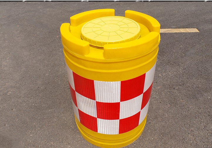 三孔水马 隔离墩 防撞桶塑料水马 围栏水马市政围档交通设施产品