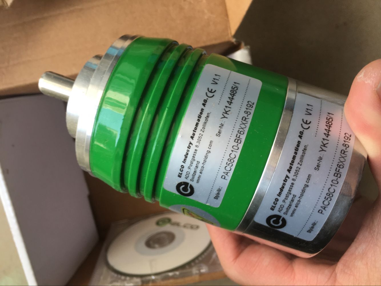 宜科 工业编码器 PAC58C10-BF6XXR-8192 全新原装现货 实物拍摄