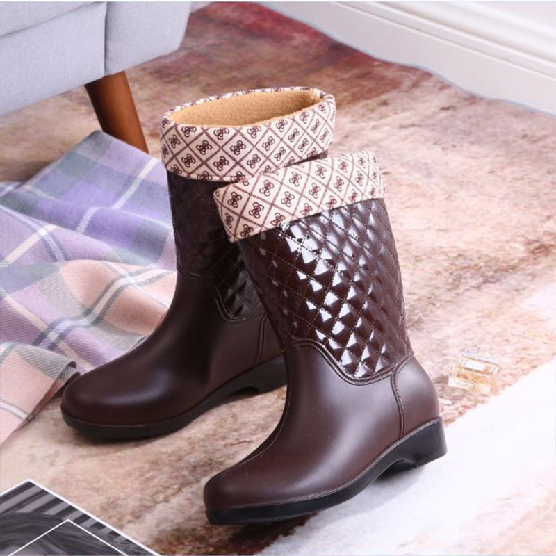 In cylinder Rain shoes non-slip Boots Waterproof shoe cover Water shoes fashion Plush keep warm adult kitchen Work shoes