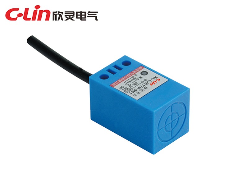 欣灵角柱型电感式接近开关LJE17M-5N1(N2,P1,P2,D1,D2,A1,A2)