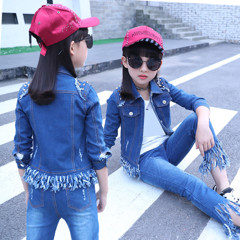 9147646833_1843593818