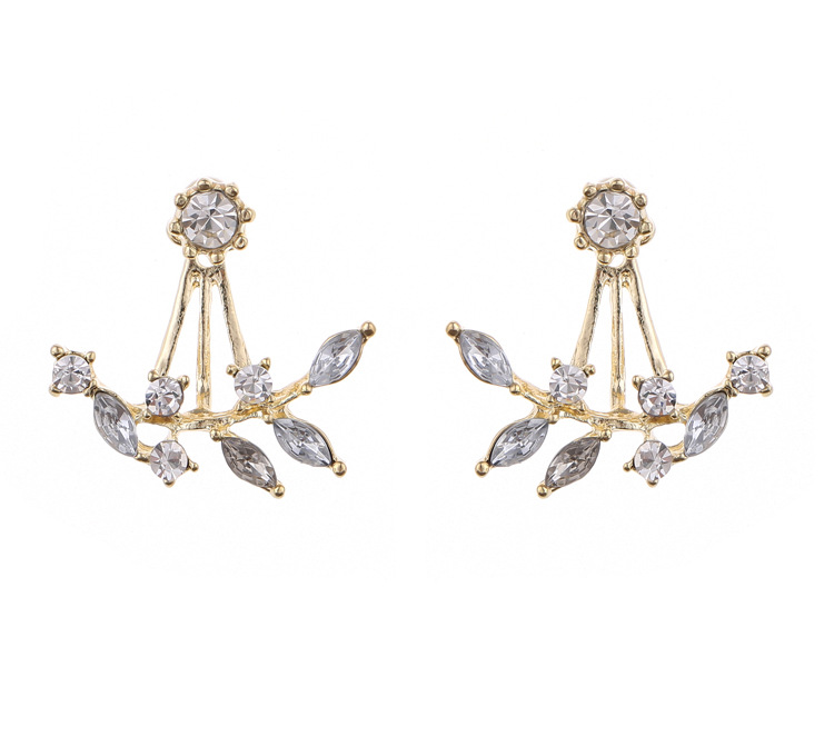 Labret stud lip piercing jewelry styling detail