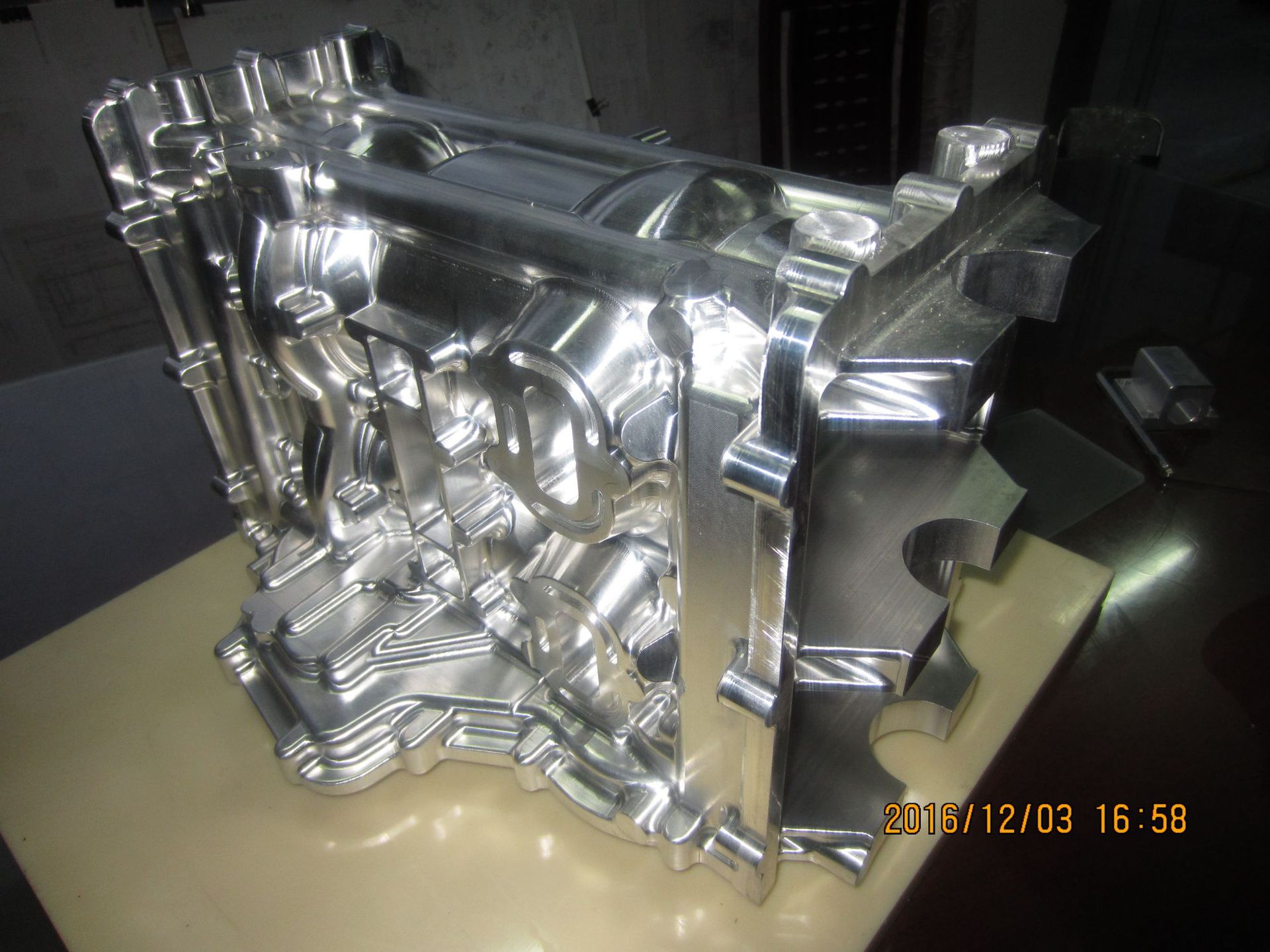 CNC加工高精度铝合金手板模型非标汽车零件定制快速成型