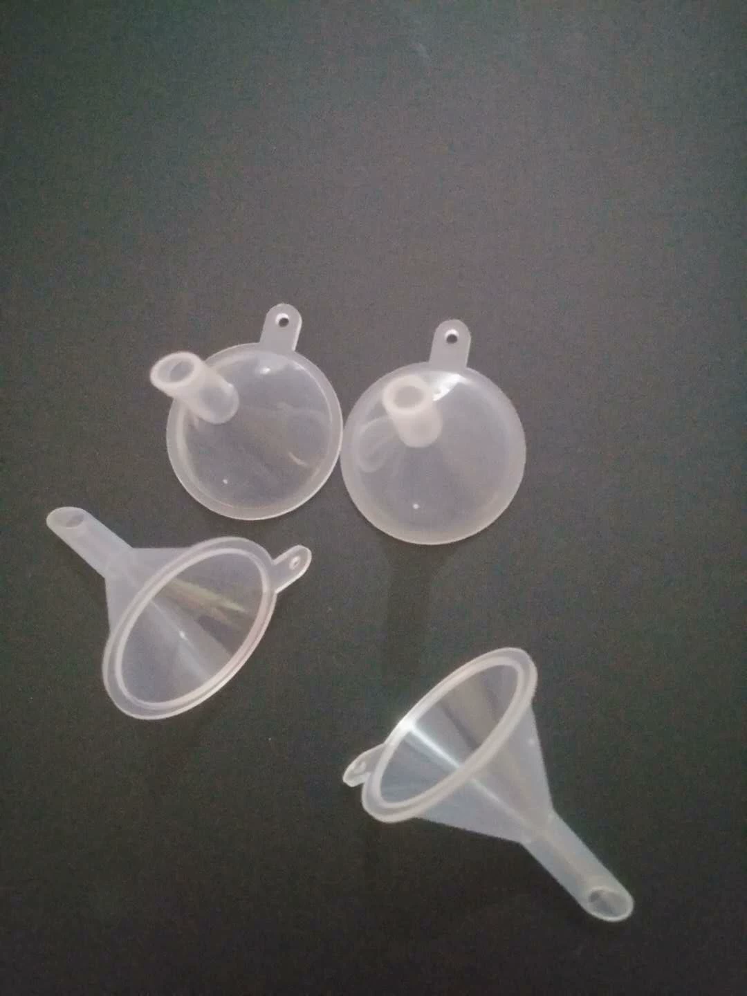 Мини-прозрачная пластиковая воронка Упаковочный Инструмент маленькая воронка треугольная Воронка жидкость упаковка флакона духов артефакт