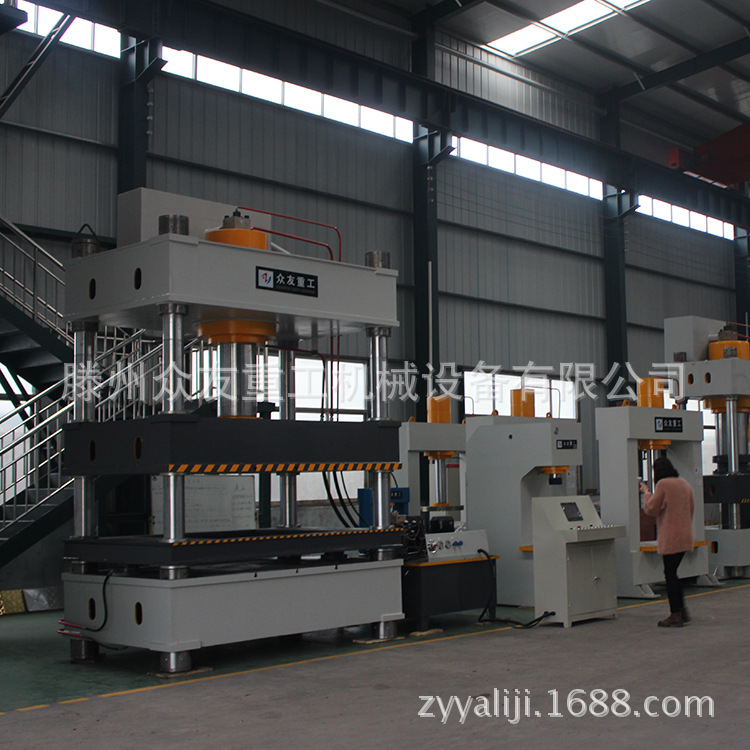 400噸四柱四梁液壓機 (20) 副本