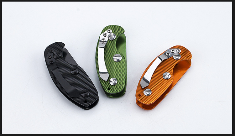 Portachiavi multifunzione in lega di alluminio con motivo a griglia per riporre attrezzi EDC da esterno._voghion.com