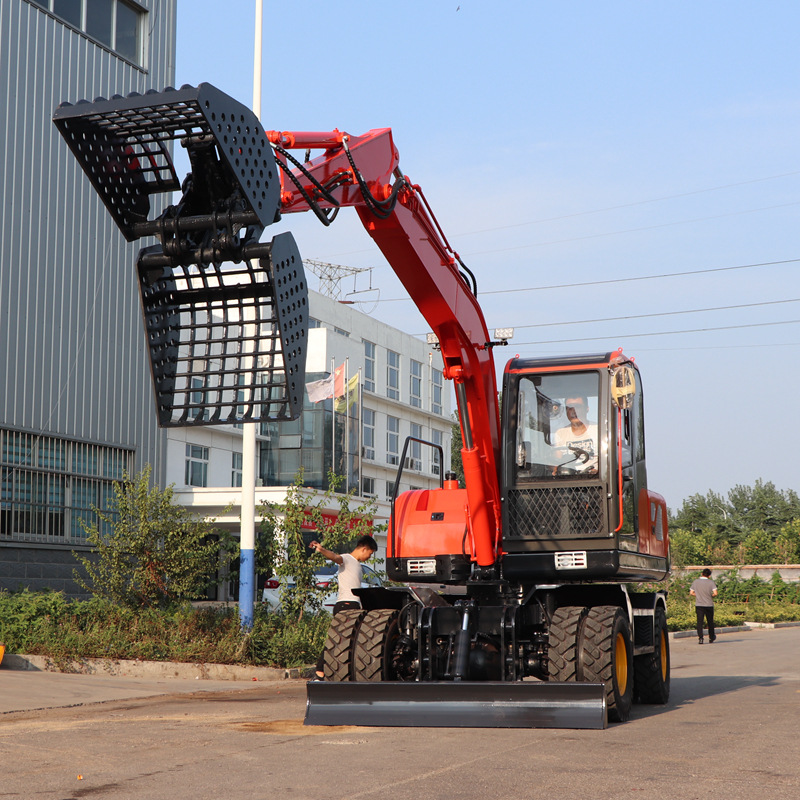 广西贺州市抓木机，抓草机价格 轮胎式液压挖掘机