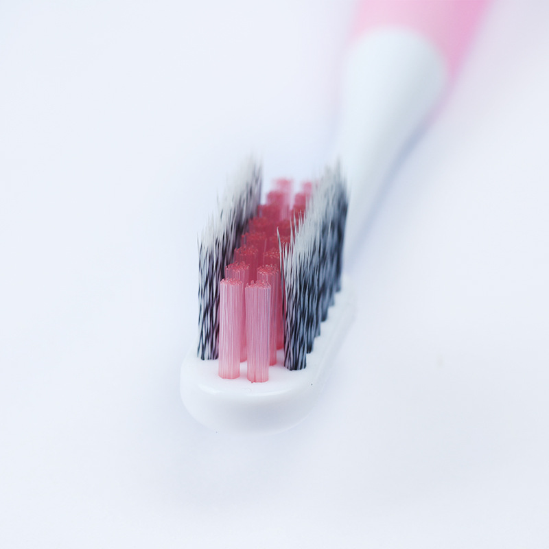 Clean soft toothbrush to straighten teeth