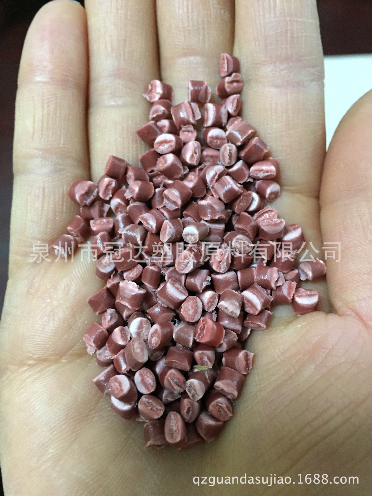 湖南茶陵自产pp再生料  打包带文件夹用pp回料卫生间边角料