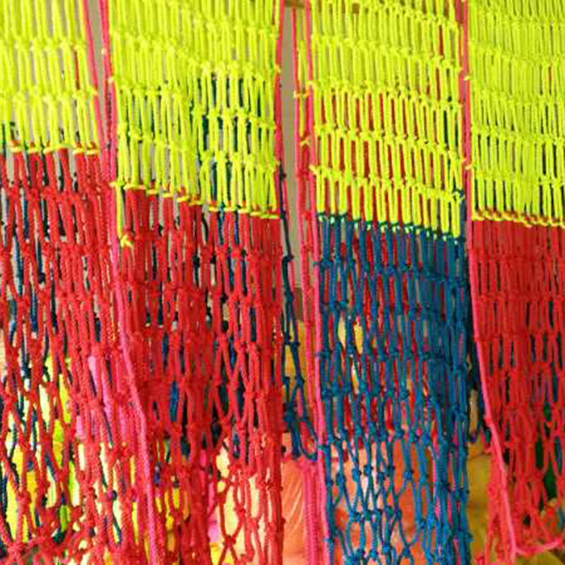 尼龙防护网彩色装饰网儿童防坠网游乐绳网幼儿园景区攀爬网拓展网