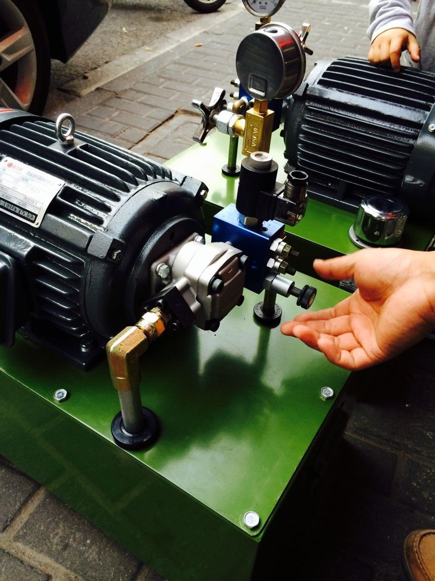 艾媒咨询 2025-2026年中国新式茶饮行业发展现状与消费趋势调查分析报告