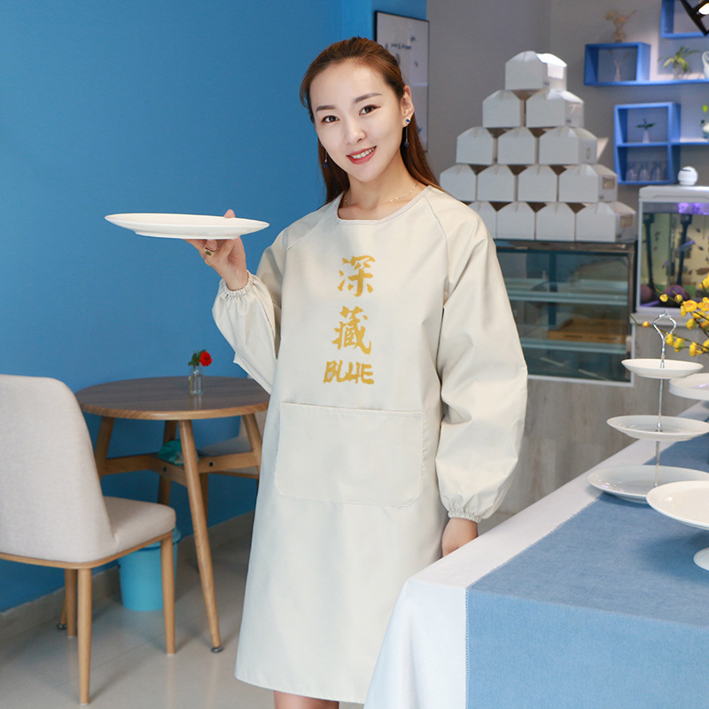 Creativo hogar cocina impermeable a prueba de aceite de manga larga delantal coreano moda adulto mono ropa de trabajo de las mujeres logotipo personalizado