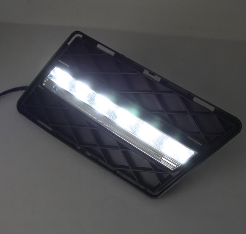 Adecuado para 08-12 Mercedes-Benz w204 luz diurna glk300 glk350 modificación de la luz de marcha diurna