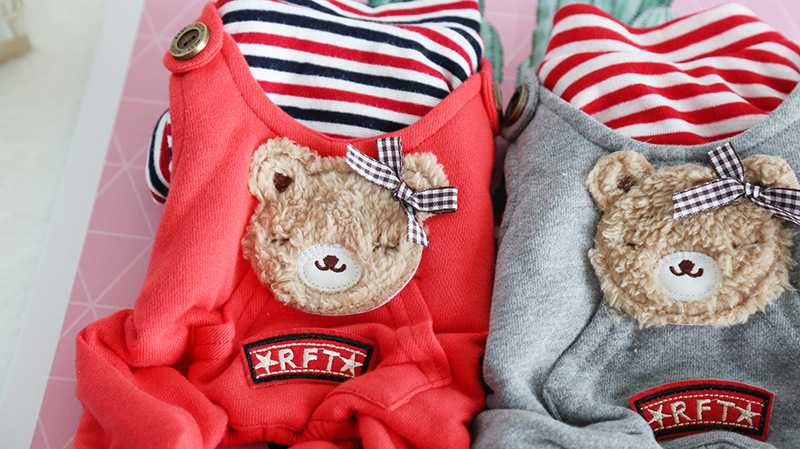 熊彩条背带四脚衣