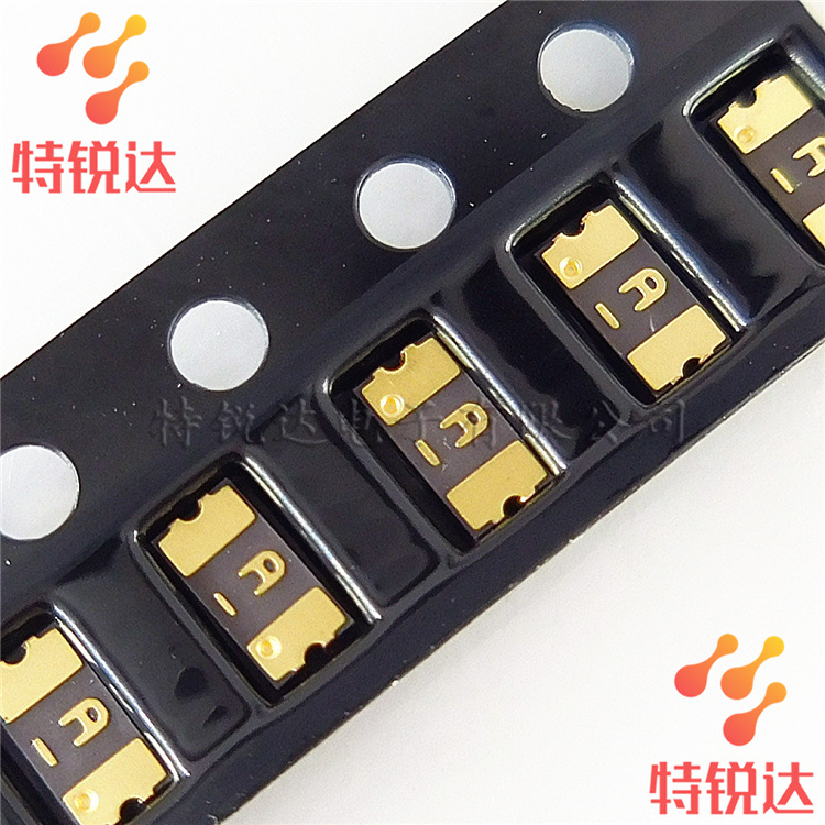SMD1206P200TF 2A 丝印：金色A-  贴片PTC自恢复保险丝 全新现货