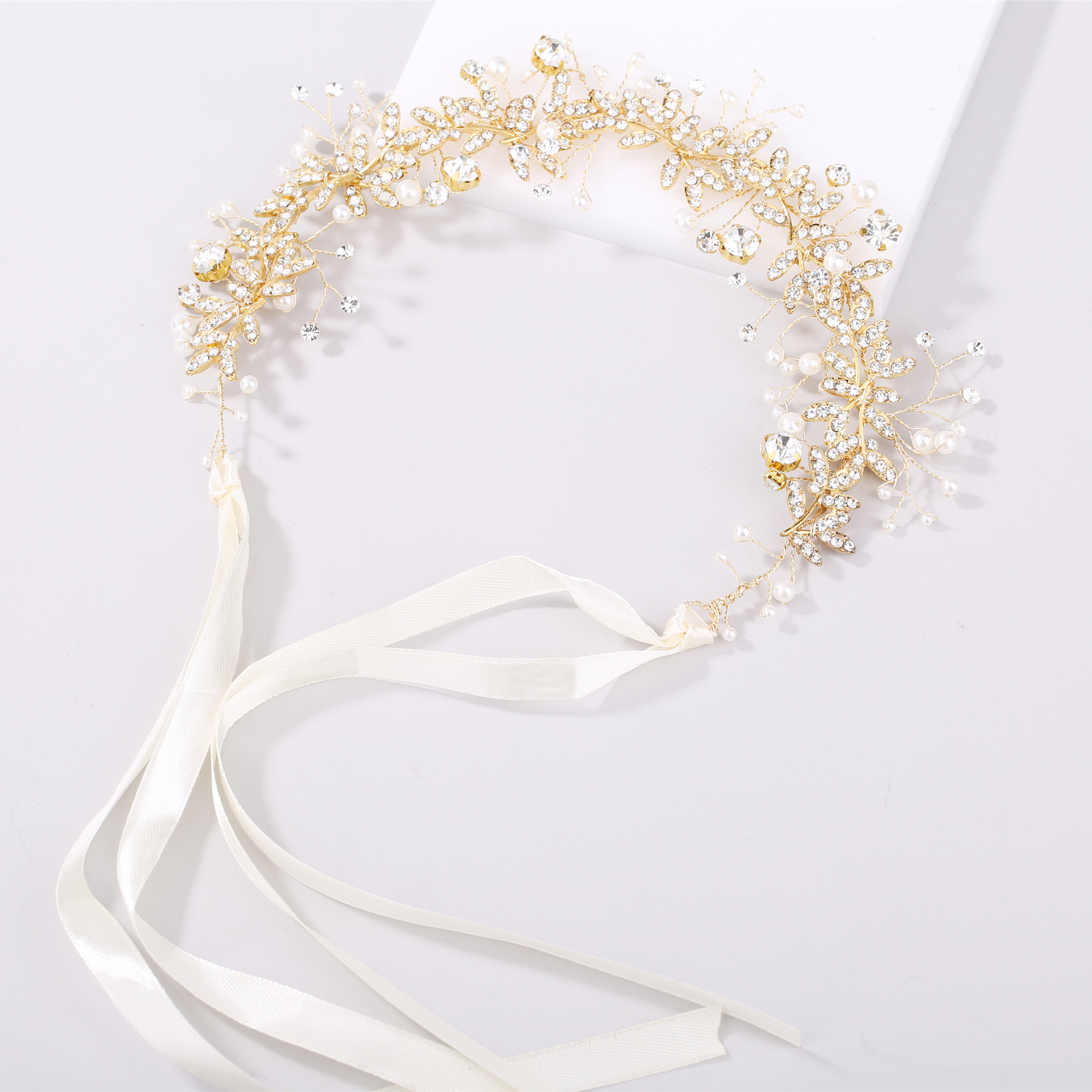 Bridal Leaf Alloy Diamond Pearl Wedding Headband display picture 2