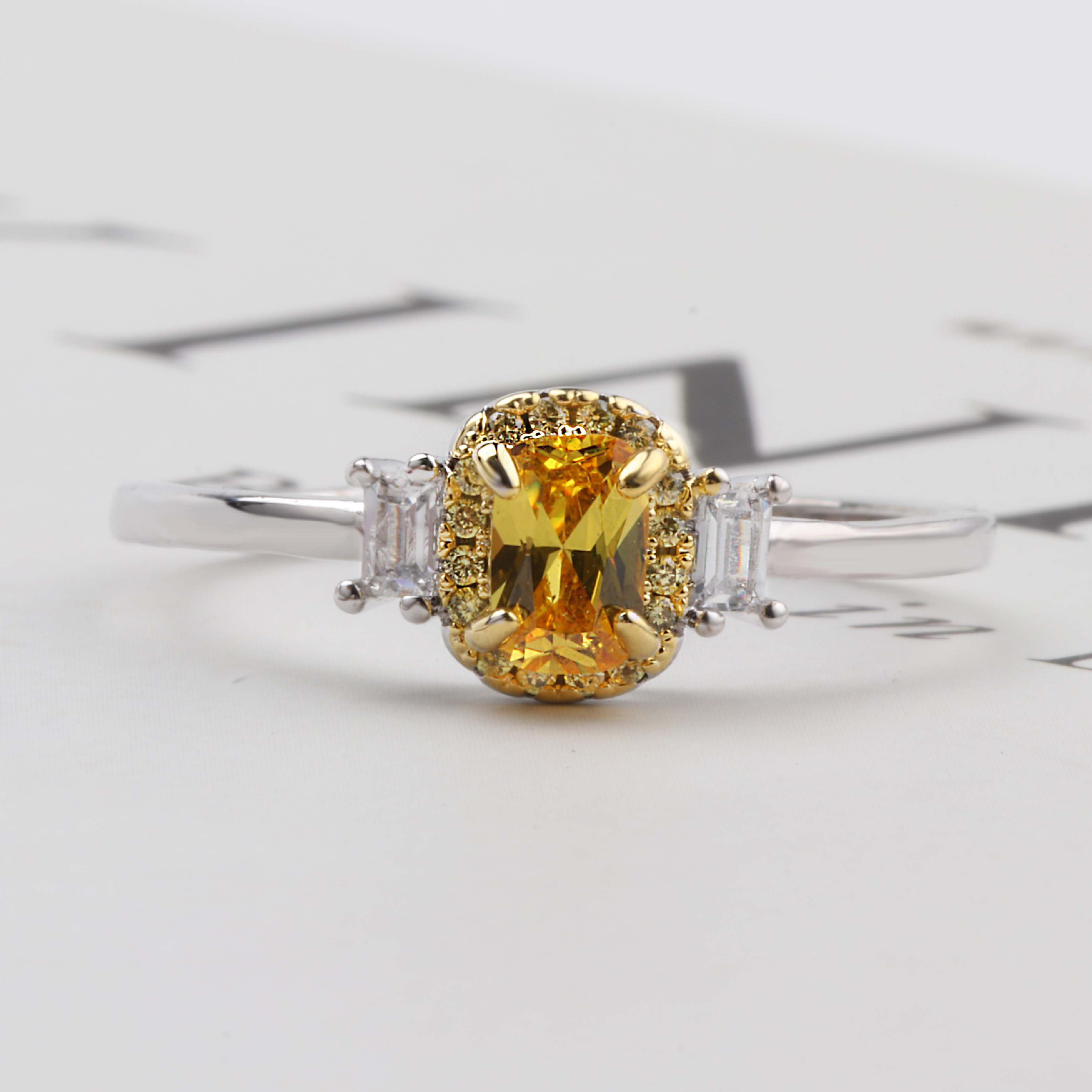 JZ277 Simple Women's Simulation Diamond Ring Enjoy Yellow Diamond Proposal Ring Rose Sunflower Vibrant Jewelry