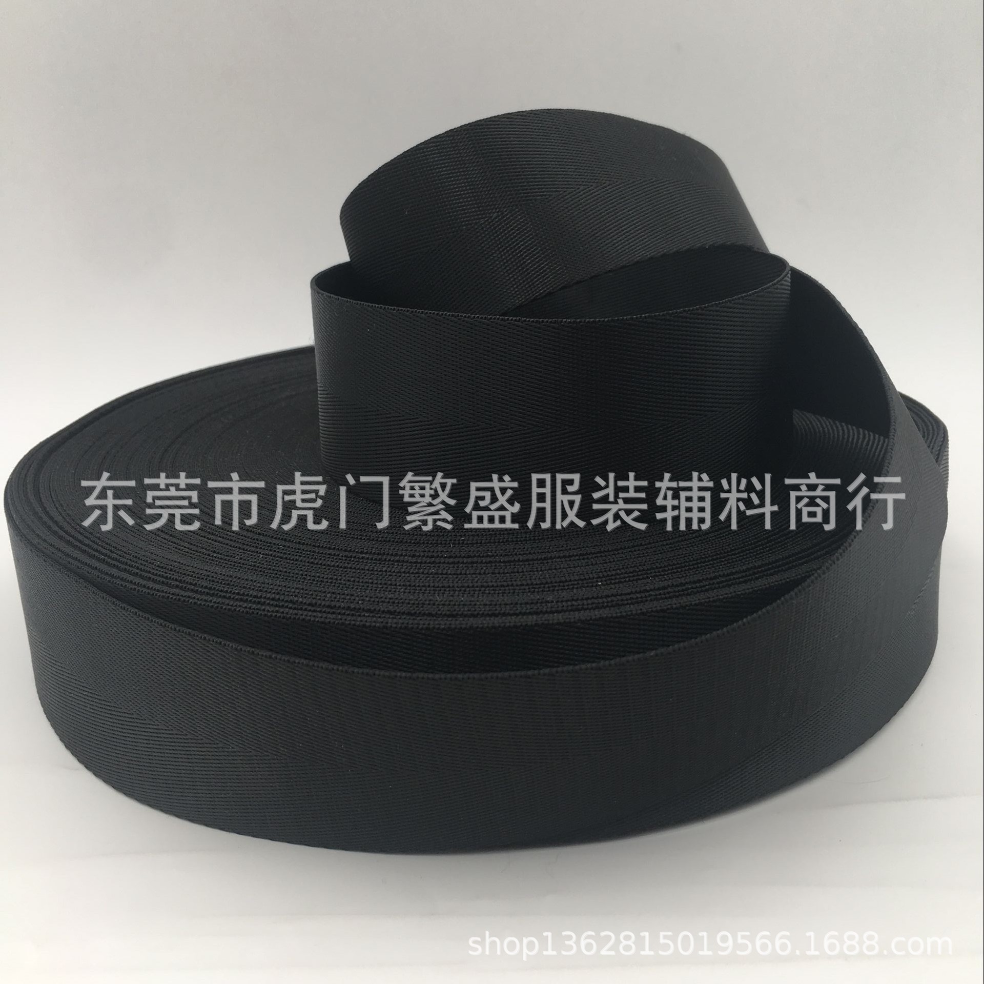 Black * 2cm herringbone thickness 1.1mm