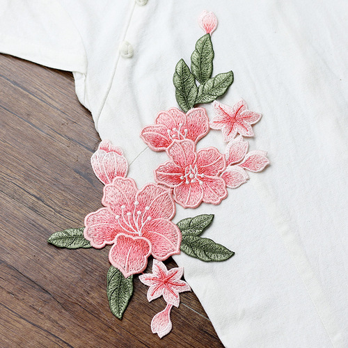 Lily-like beige fabric appliqué for ethnic-style cheongsam collar DIY embroidery down jacket patching hand-stitched glue-free