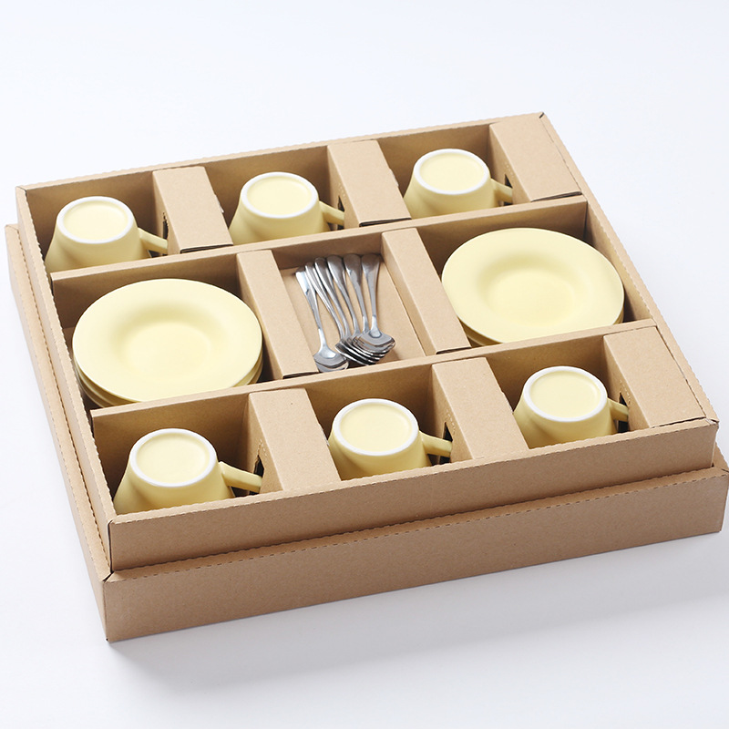 Taza de cerámica creativa taza de agua taza de moda simple taza de café caja de regalo conjunto de cuchara al por mayor