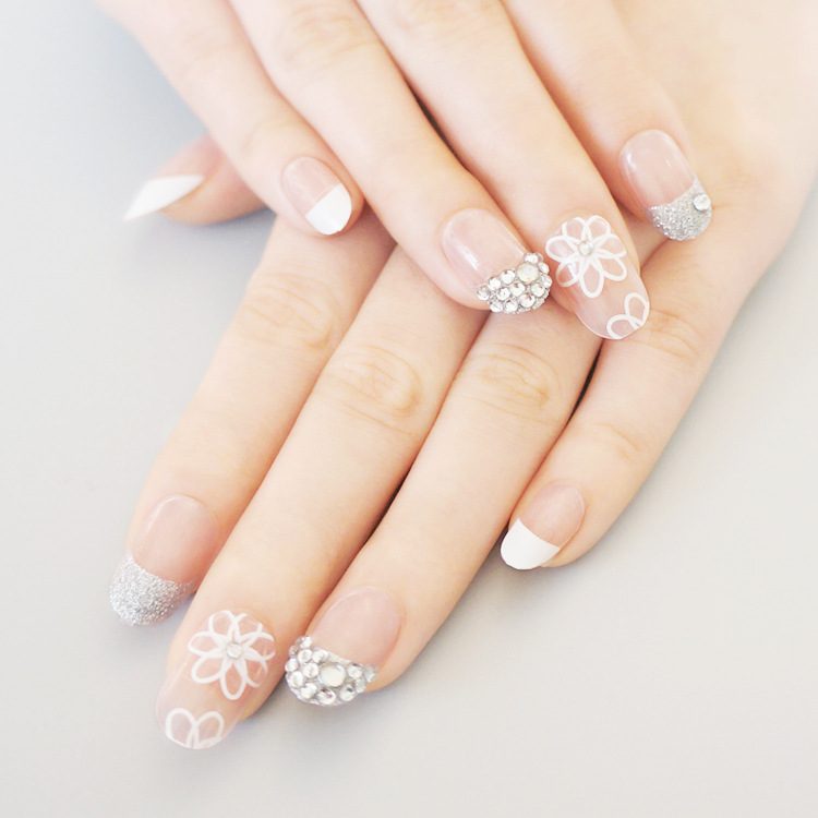 新款3D时尚镶钻新娘甲24片套装假指甲片美甲片背胶贴定做详情图3