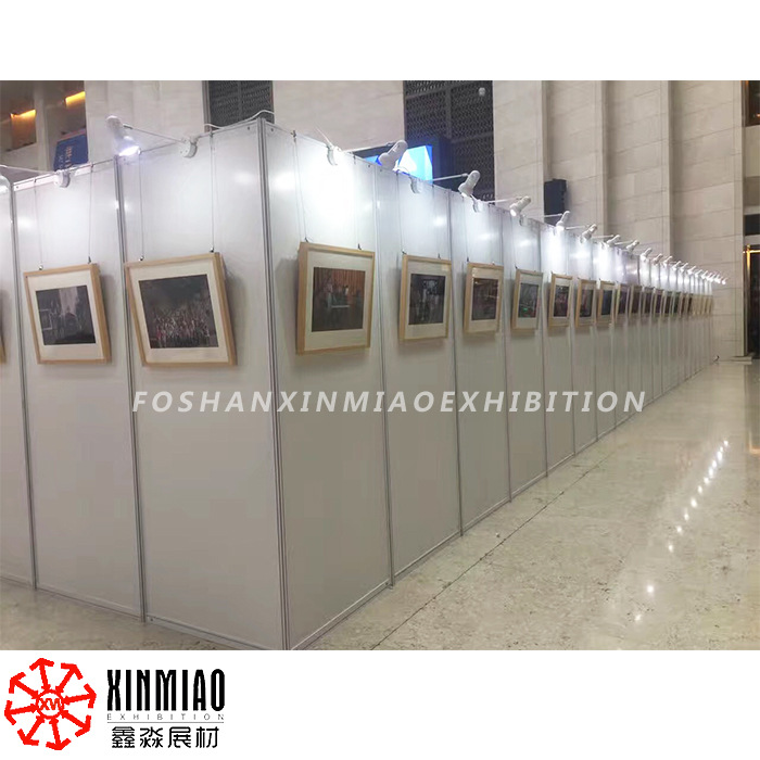 �׶�԰Сѧ��ͼƬ��Ʒ����չ�� ��ͯ��չ��չʾ�� ���׹һ�չ��