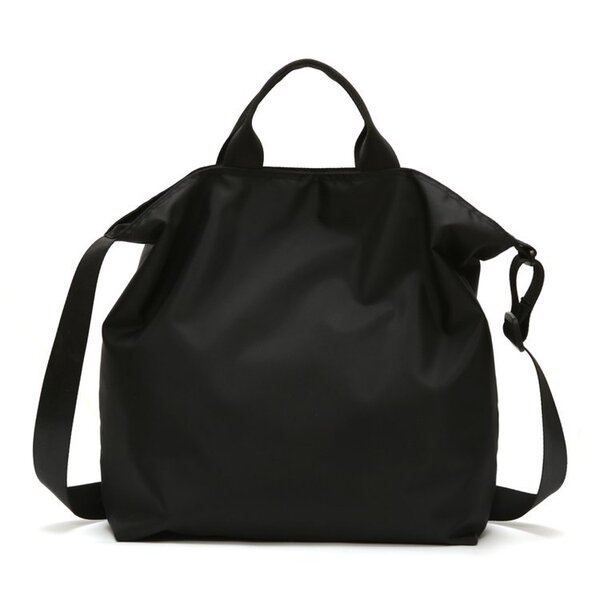 Waterproof capacious travel bag