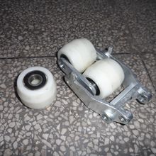 供应手动液压搬运车前轮架总成 轮架配件 轮子夹片 叉车配件